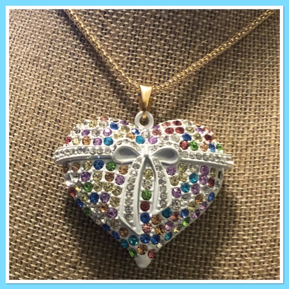 Multicolored Rhinestone Heart Necklace ❤️💜💙 - Picture 2 of 4